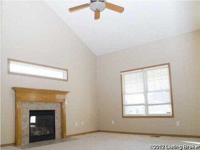 9002 Teak Dr, Louisville, KY 40228 - photo 3