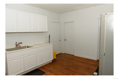 59 Ward St unit 3, Waterbury, CT 06704 - photo 3