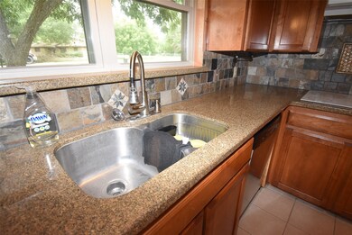 65 Red River Rd, Bay City, TX 77414 - photo 5