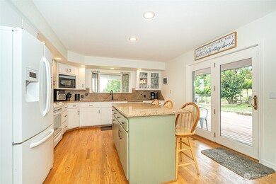 128 Hemlock Dr, Chehalis, WA 98532 - photo 3