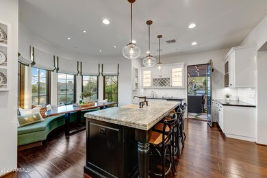 008_Kitchen