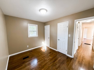 319 Brown Ave, Millen, GA 30442 - photo 2