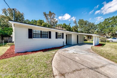 2524 Hugh Edwards Dr, Jacksonville, FL 32210 - photo 2