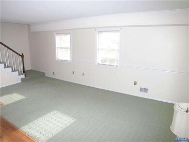 615 Delaware St unit 7, New Castle, DE 19720 - photo 2
