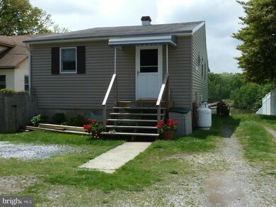 8020 Fort Smallwood Rd, Curtis Bay, MD 21226 - photo 4