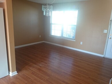 352 Cool Embers Ln, Boiling Springs, SC 29316 - photo 4