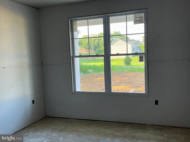 92 Chalcedony Dr, Martinsburg, WV 25404 - photo 4