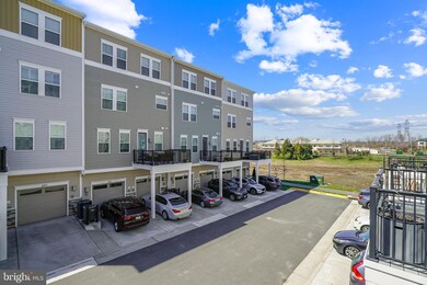 42015 Berkley Hill Terrace, Aldie, VA 20105 - photo 4