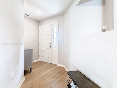 1060 Cascade Dr, Davenport, FL 33837 - photo 6