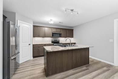 4802 Tyrone Rd, Fort Wayne, IN 46809 - photo 6