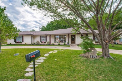 2507 Brookhaven Dr, Denison, TX 75020 - photo 2