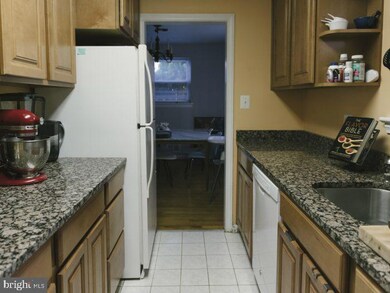 2620 N Harrison St, Arlington, VA 22207 - photo 5