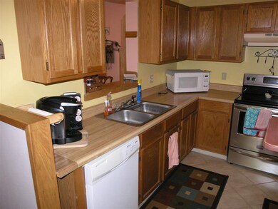 153 Pollard Rd unit 13, Lincoln, NH 03251 - photo 4