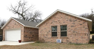 121 Lakeview Terrace, Weatherford, TX 76087 - photo 3