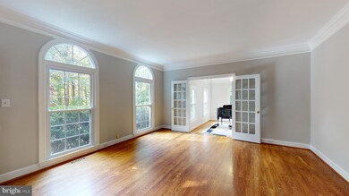 8731 Mountain Valley Rd, Fairfax Station, VA 22039 - photo 4