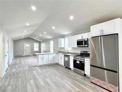 110 Linden Ave, Woonsocket, RI 02895 - photo 3