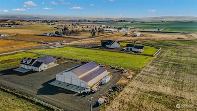 1068 Locher Rd, Touchet, WA 99360 - photo 2