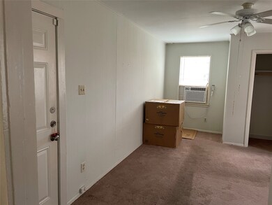 1614 Esther Dr, Houston, TX 77088 - photo 4