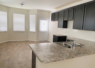 7623 Nevaeh Crest Path, Houston, TX 77016 - photo 3