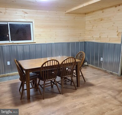 144 Hawsbrick St, Lewistown, PA 17044 - photo 6