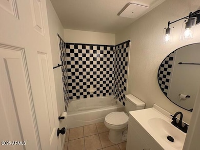 3120 N 67th Ln unit 17, Phoenix, AZ 85033 - photo 5