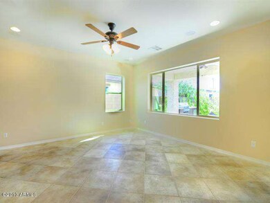 006_Living Room