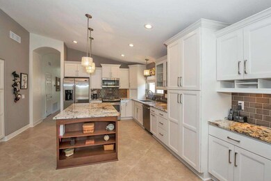 Kitchen / Island