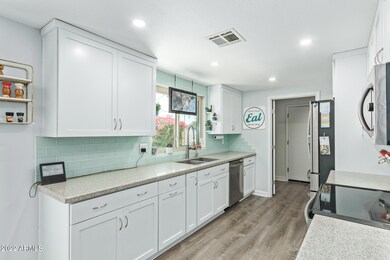 Kitchen granite counters
