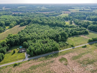 000 Winchester Rd unit 3, Monroe, NC 28110 - photo 5