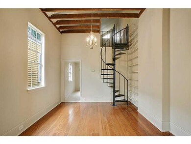 2529 Laurel St, New Orleans, LA 70130 - photo 3
