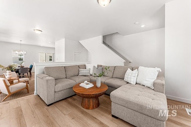 1732 N Shamrock Ave, Boise, ID 83713 - photo 4