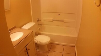 5117 Glen Alan Ct N, Jacksonville, FL 32210 - photo 4