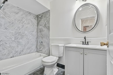 30 Brookside Rd, Edison, NJ 08817 - photo 6