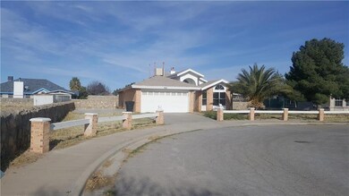 320 Pete La Rue Cir, Horizon City, TX 79928 - photo 4