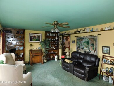 740 Glen Ln, Sciota, PA 18354 - photo 4