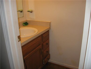 Bathroom 1/2 Bath