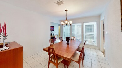 7654 Athlone Dr, Houston, TX 77088 - photo 4