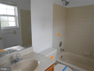 3400 Carriage Ct, North Wales, PA 19454 - photo 7