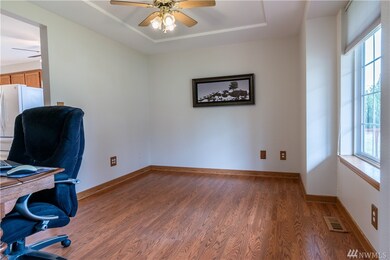 15715 92nd Ct SE, Yelm, WA 98597 - photo 4