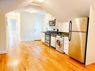 240 Prospect St unit 2, Cambridge, MA 02139 - photo 2