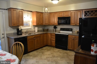 10903 Farrier Rd, Frederick, MD 21701 - photo 3