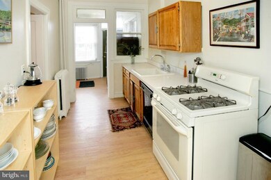 729 Otis Place NW, Washington, DC 20010 - photo 3