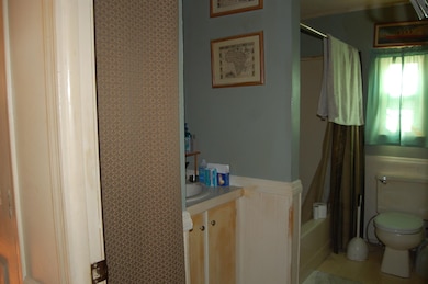 44 Hazel Dr, Concord, NH 03301 - photo 5