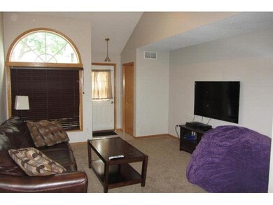 10785 Tamarack Cir NW, Coon Rapids, MN 55433 - photo 3