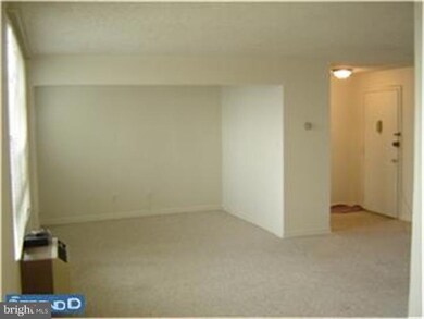 Radnor House unit 428, Bryn Mawr, PA 19010 - photo 4