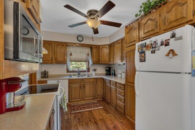 401 4th St N, Sauk Rapids, MN 56379 - photo 3