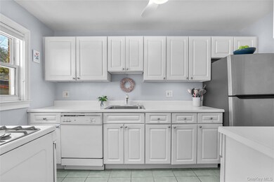 120 N Broadway unit 21D, Irvington, NY 10533 - photo 4