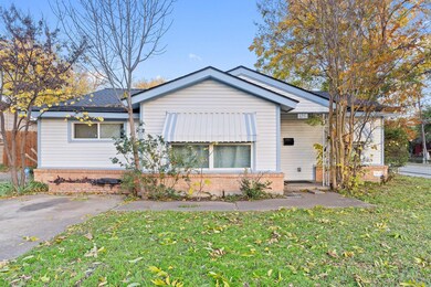 1241 Clarice St, Grand Prairie, TX 75051 - photo 5