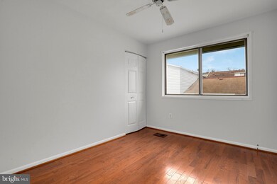 18530 Bay Leaf Way, Germantown, MD 20874 - photo 7