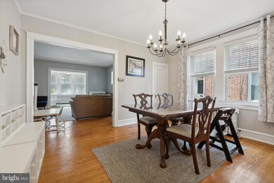 2433 Wynnefield Dr, Havertown, PA 19083 - photo 5